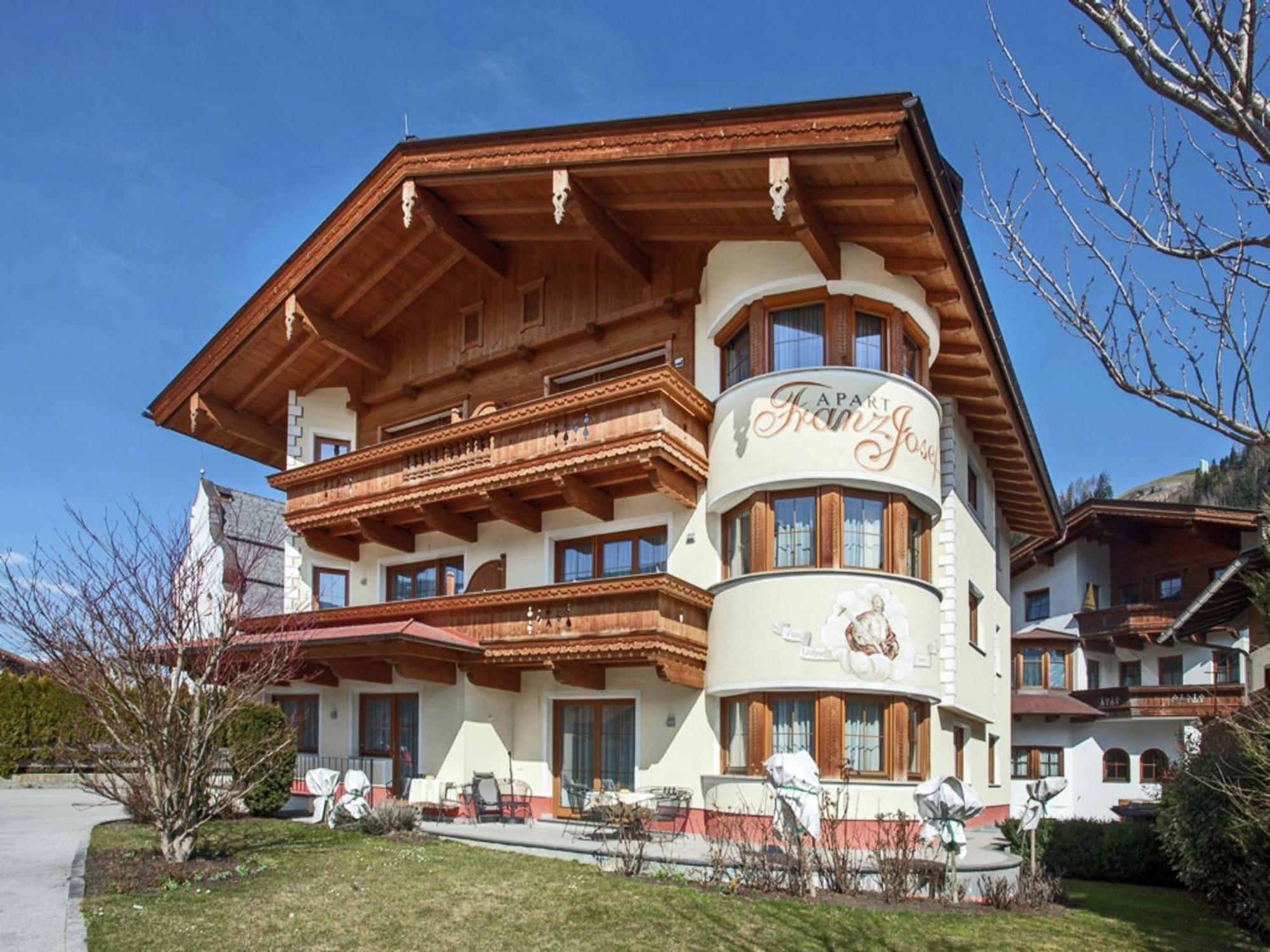 Attractive Holiday Home In Kaltenbach On The Ski Slope 스텀 외부 사진