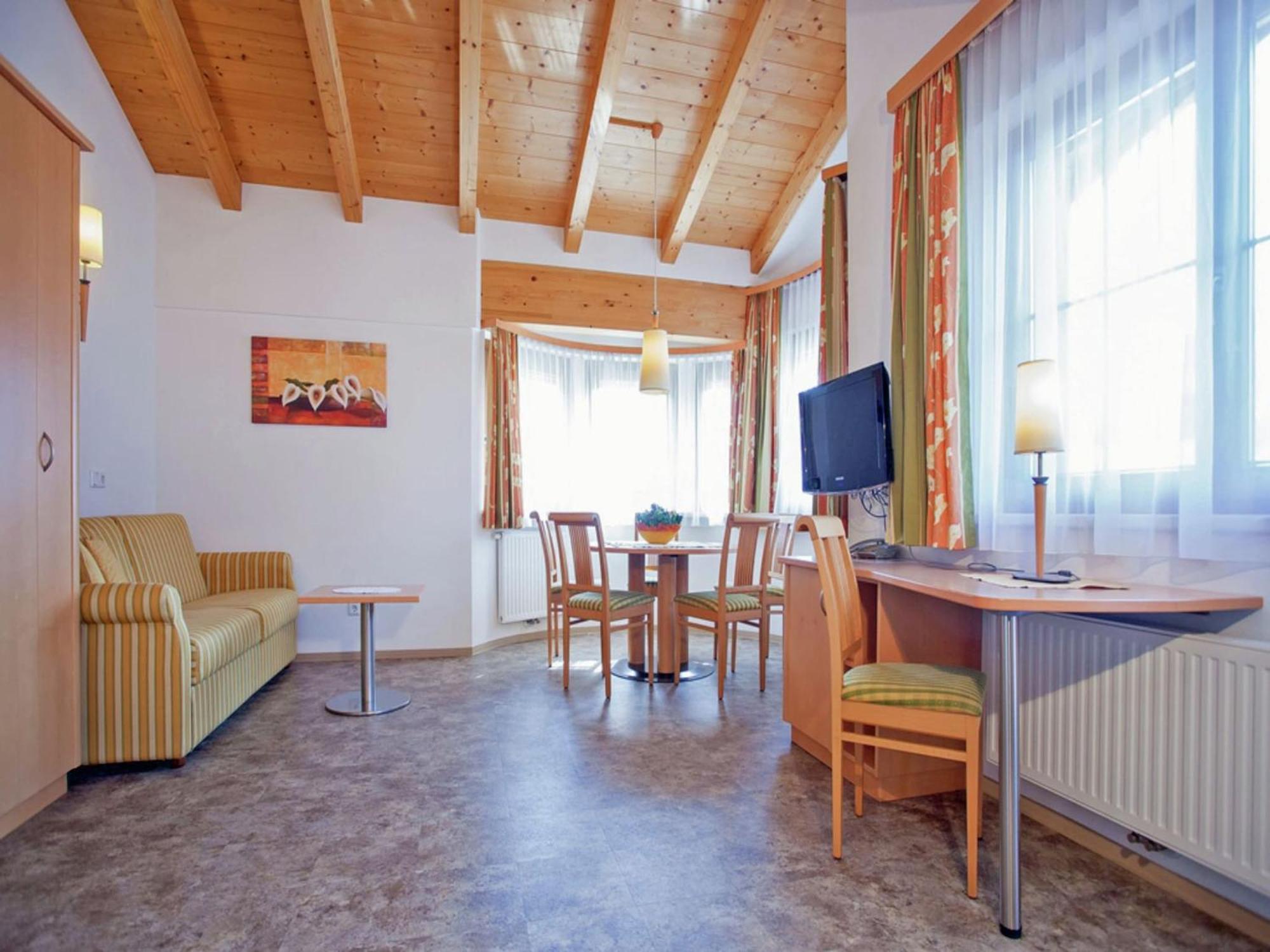 Attractive Holiday Home In Kaltenbach On The Ski Slope 스텀 외부 사진