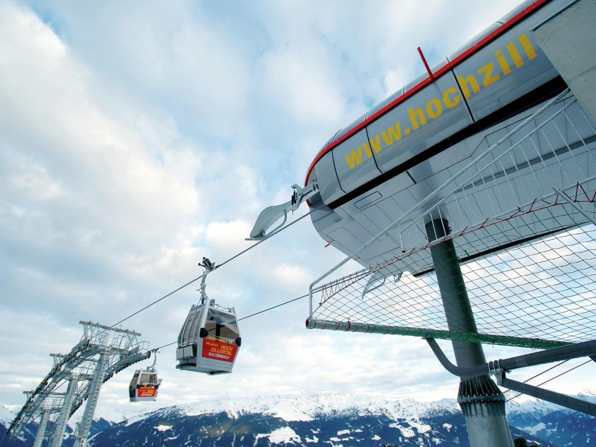 Attractive Holiday Home In Kaltenbach On The Ski Slope 스텀 외부 사진